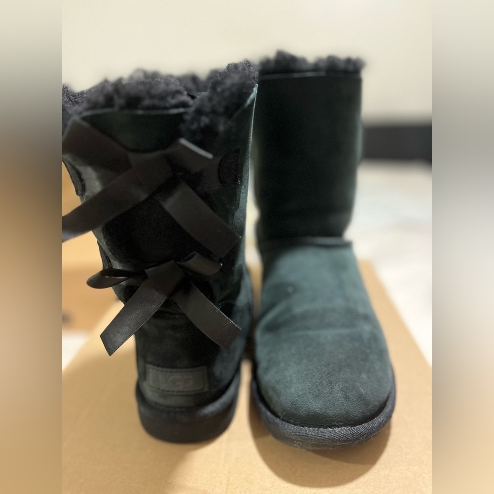 UGG Bailey Bow